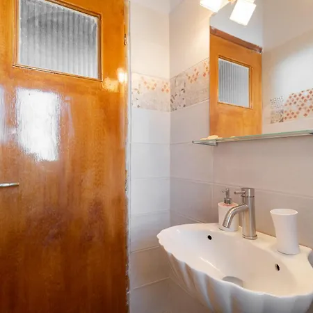 Apartment Caldera Close To The Port, Airport & Athens