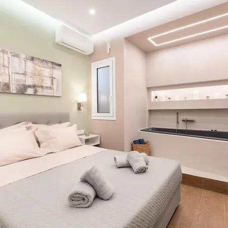 Caldera Close To The Port, Airport & Athens Apartment *