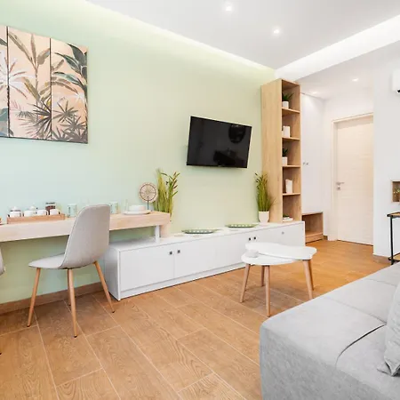 Apartment Caldera Close To The Port, Airport & Athens Rafina (Attica)